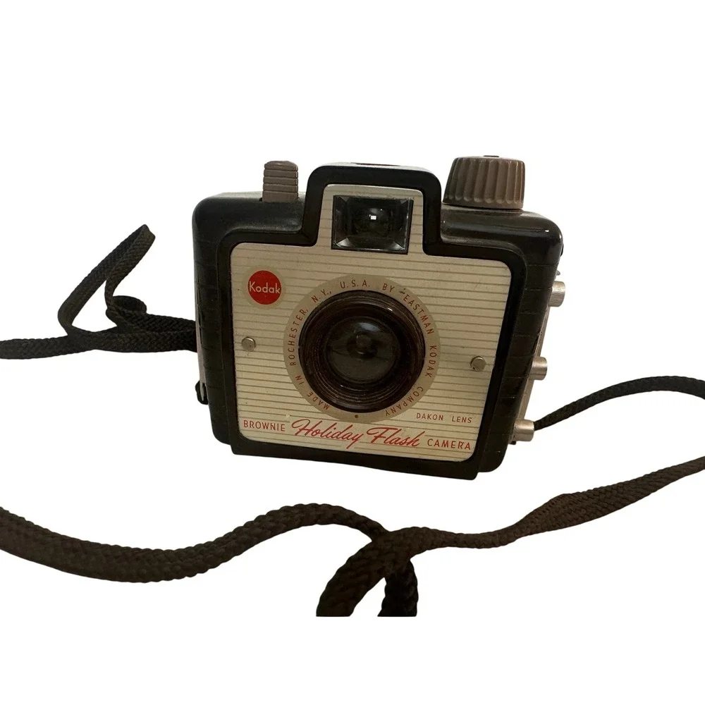 Vintage Kodak Brownie Holiday Flash Camera 127 Film Dakon Lens Black Bakelite